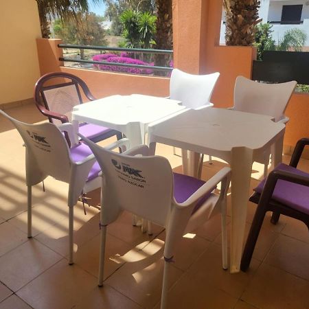 Apartamento Coqueto Con Terraza Y Cerca De La Piscina Comunitaria Y De La Playa! Apartment Playas de Vera Bagian luar foto