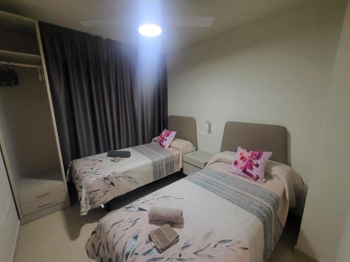 Apartamento Coqueto Con Terraza Y Cerca De La Piscina Comunitaria Y De La Playa! Apartment Playas de Vera Bagian luar foto